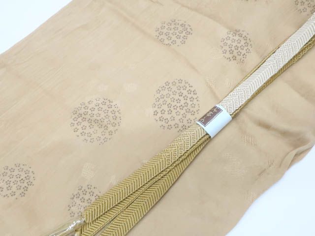 専用品物になります【着物8点 帯1点 まとめ依頼品物 】 専用品物になります【着物8点 帯1点 まとめ依頼品物 】 正絹着物