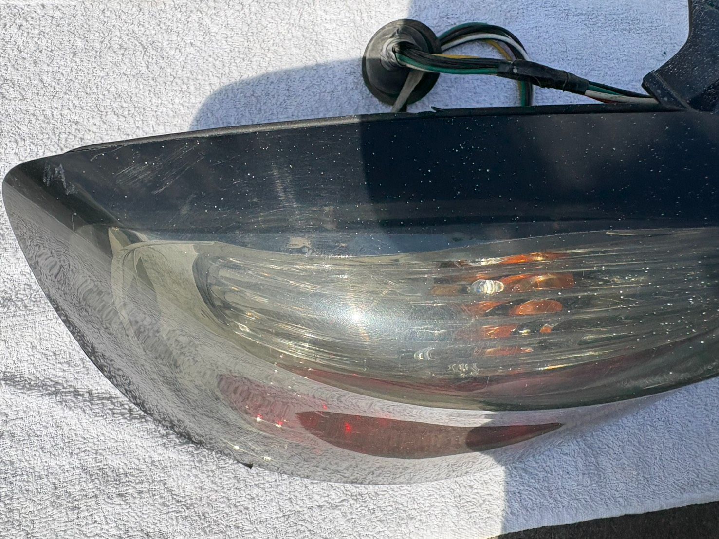 左テールランプ