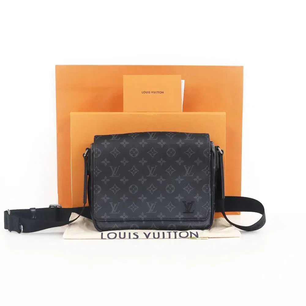 Louis Vuitton ルイヴィトン 地区 PM モノグラム エクリプス M46255