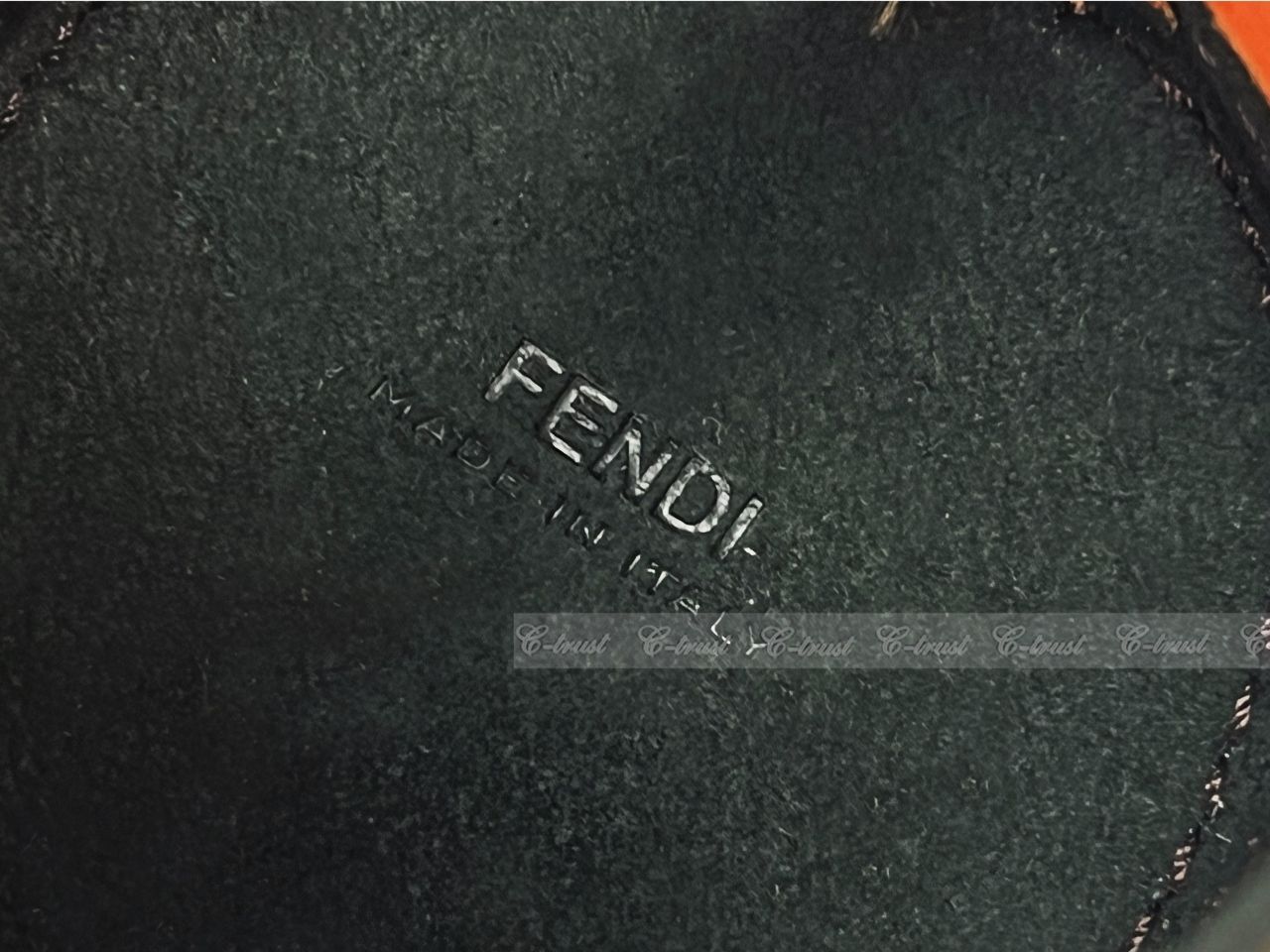 新品、未使用！FENDI ロゴチャーム 楽天市場】【中古】FENDI フェンディ キーホルダー ボルドー コットン