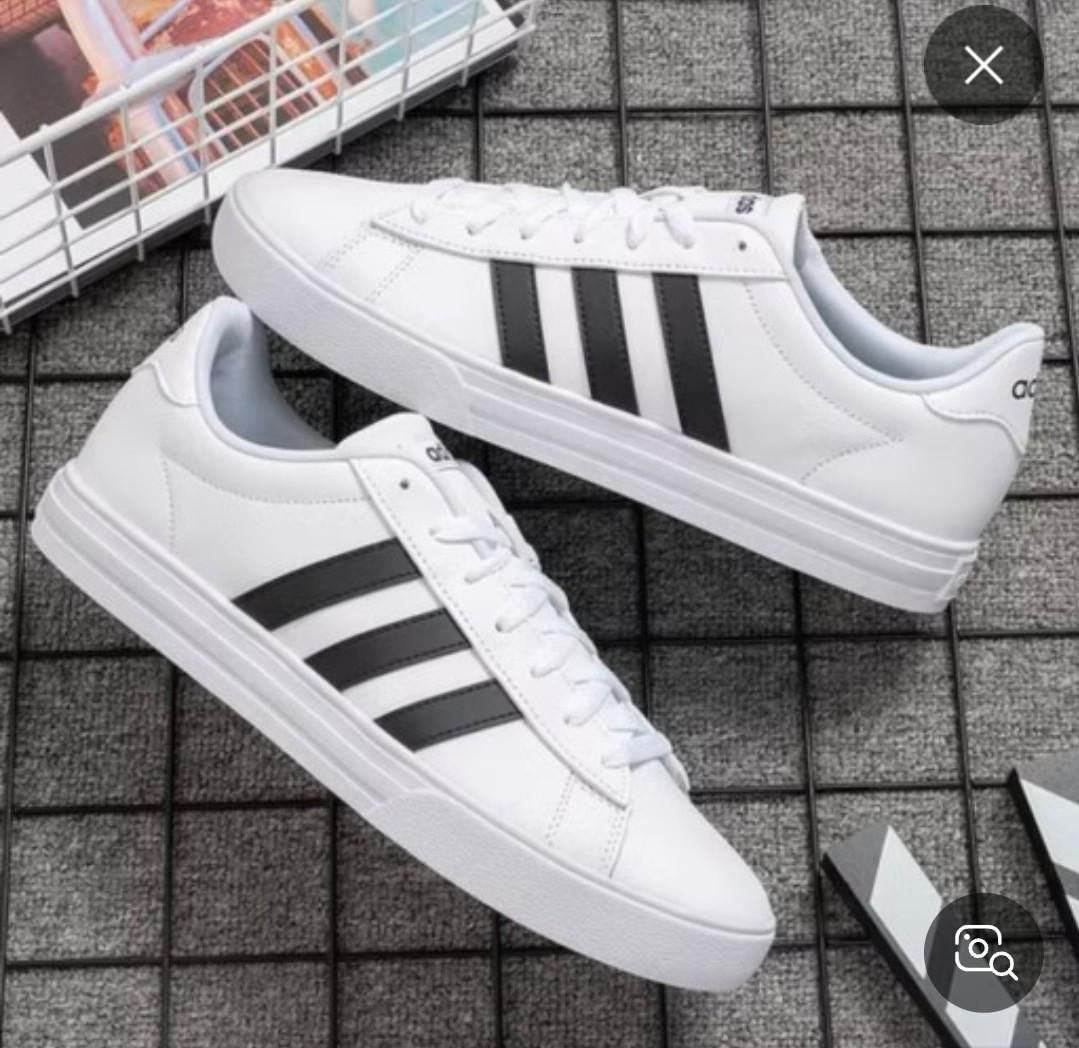 【雷市場（ポンジャン）商品韓国直送】新品 280 adidas(アディダス) スニーカー
