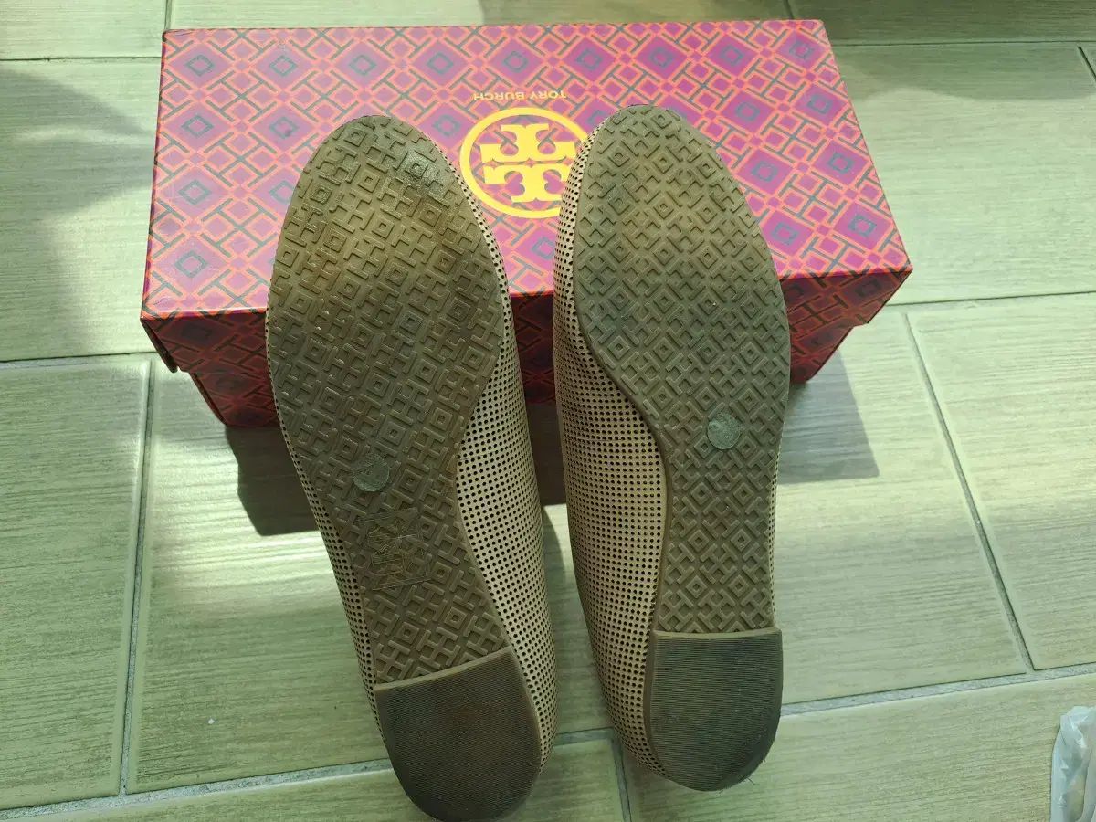 Burch トリーバーチ