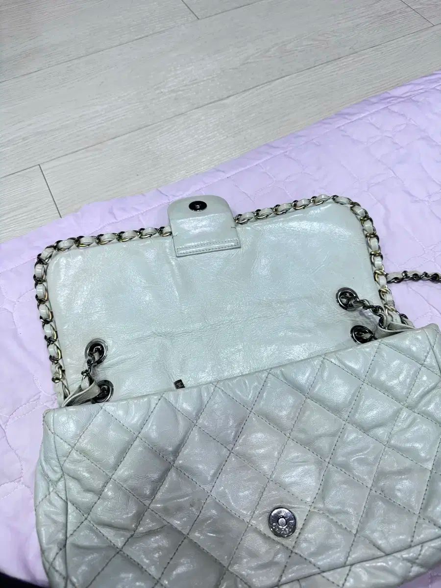 Chanel シャネル