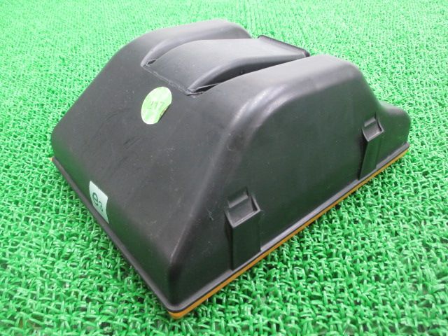 MS4RSテスタストレッタ エアクリーナーボックス 246.1.013.1B/246.2.011.1A ドゥカティ 純正 中古 バイク 部品 246.1.013.1B 246.2.011.1A 28 MS4RSテスタストレッタ エアクリーナーボックス 246.1.013.1B/246.2