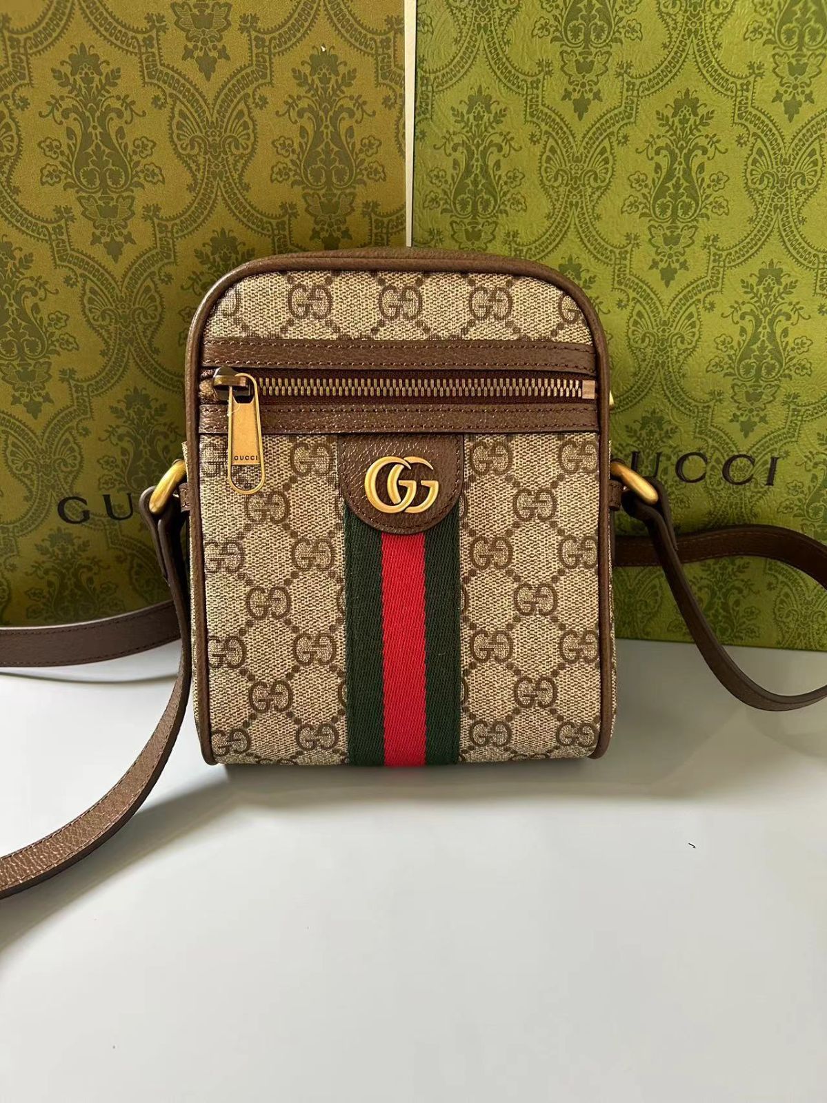 GUCCI オフィディア GGショルダーバッグ