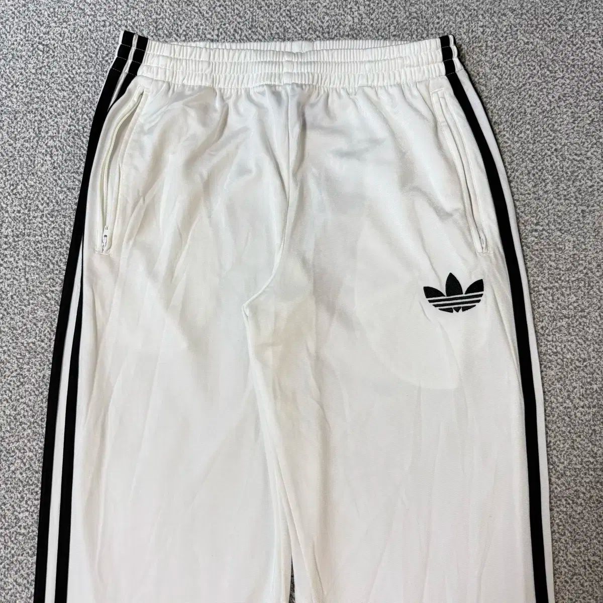 adidas アディダス ファイヤーバード 白 トレーナー パンツ