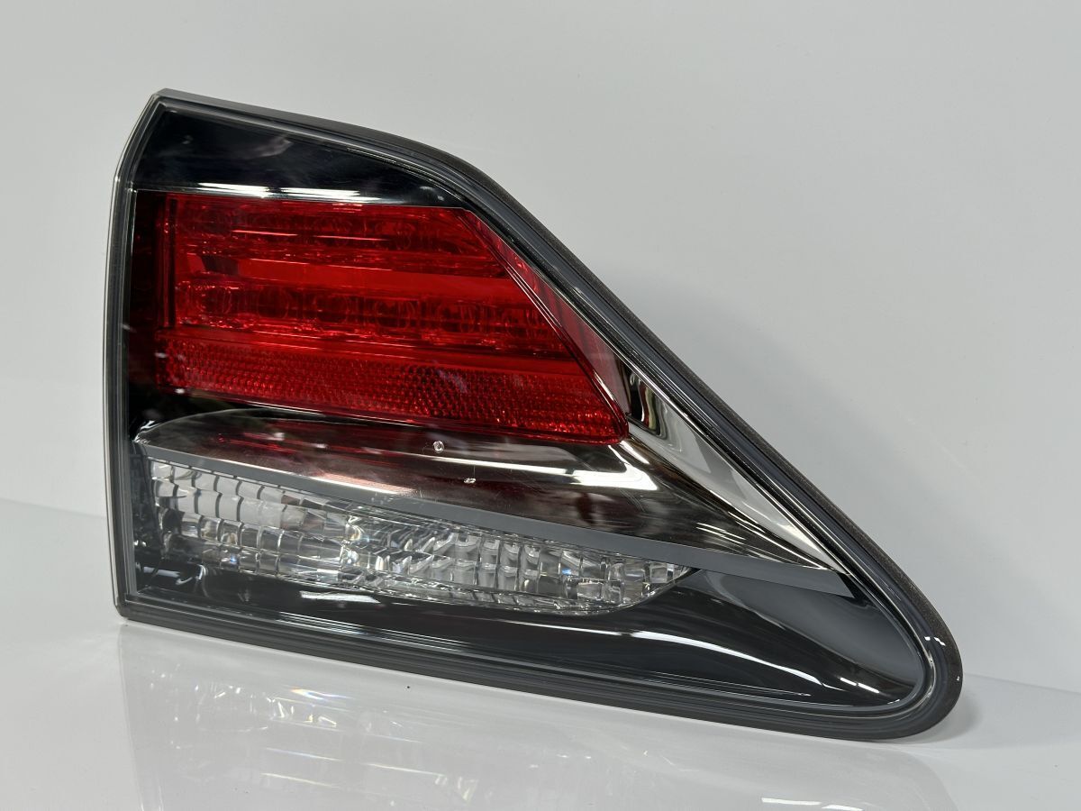破損キズなし 低走行 レクサス RX270 AGL10W 後期 純正 左フィニッシャーランプ Assy テール 内側 LH 81591-48140 48-130 5 管理26642