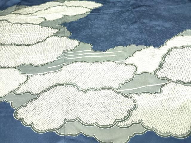 雲重ね文