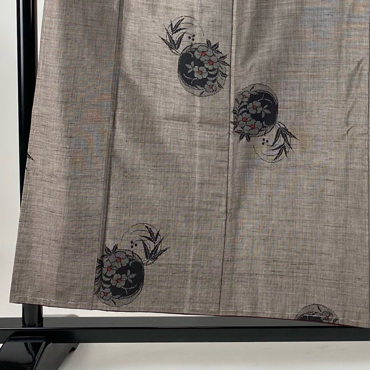 紬 身丈156cm 裄丈64cm M 袷 花丸文 茶色 正絹 美品 秀品 【中古  