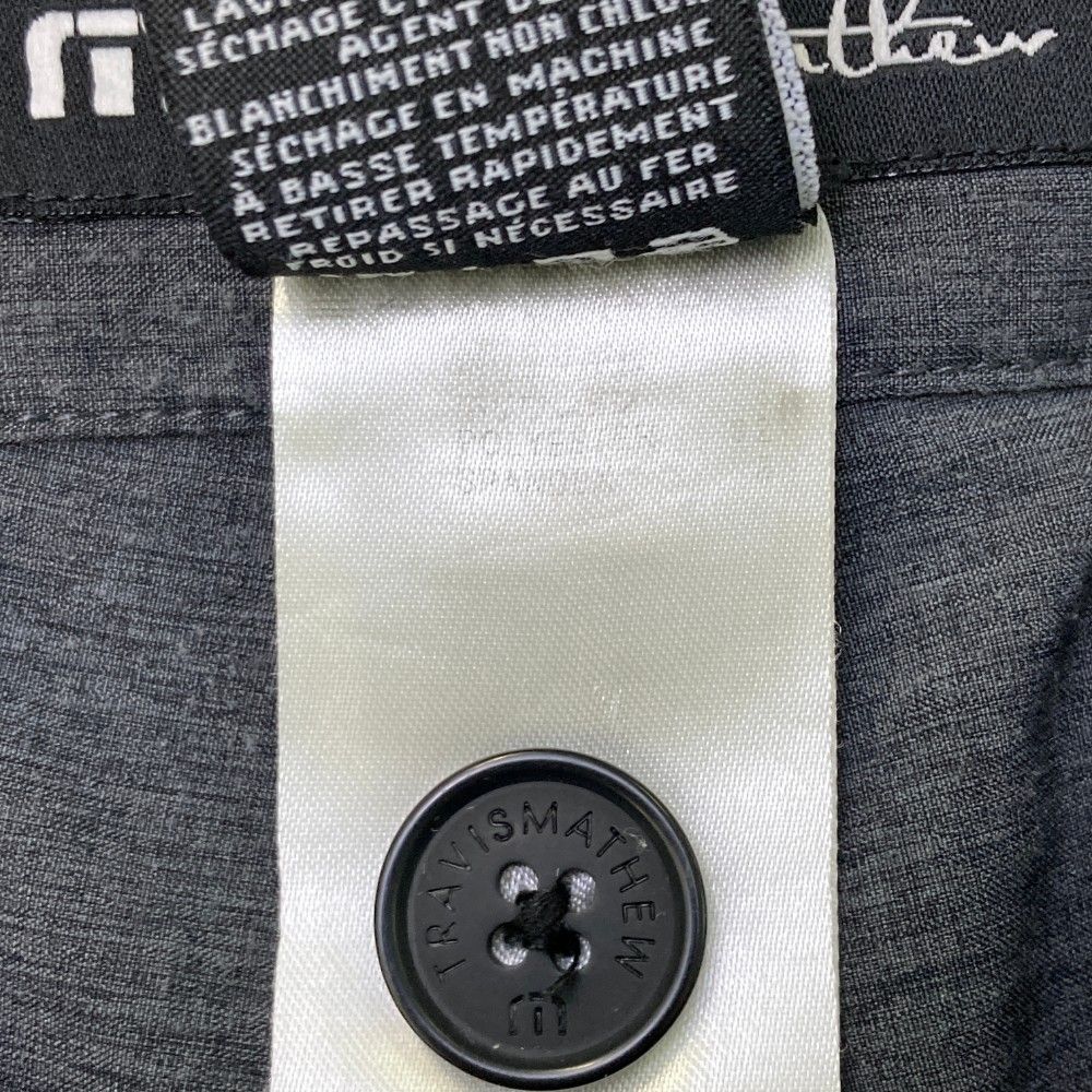 サイズ：30 TRAVIS MATHEW トラビスマシュー  ハーフパンツ  グレー系 [240101424540] ゴルフウェア メンズ ストスト サイズ：30 TRAVIS MATHEW トラビスマシュー ハーフパンツ