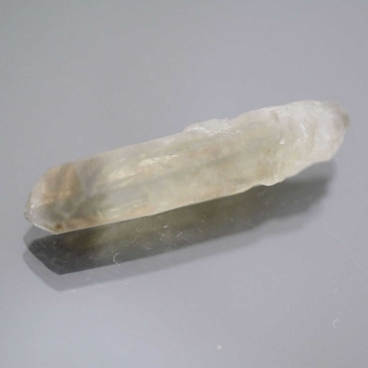 ヒマラヤ ガネーシュヒマール産 エレスチャル ポイント水晶 1点 ヒマラヤ ガネーシュヒマール産 エレスチャル ポイント水晶 1点