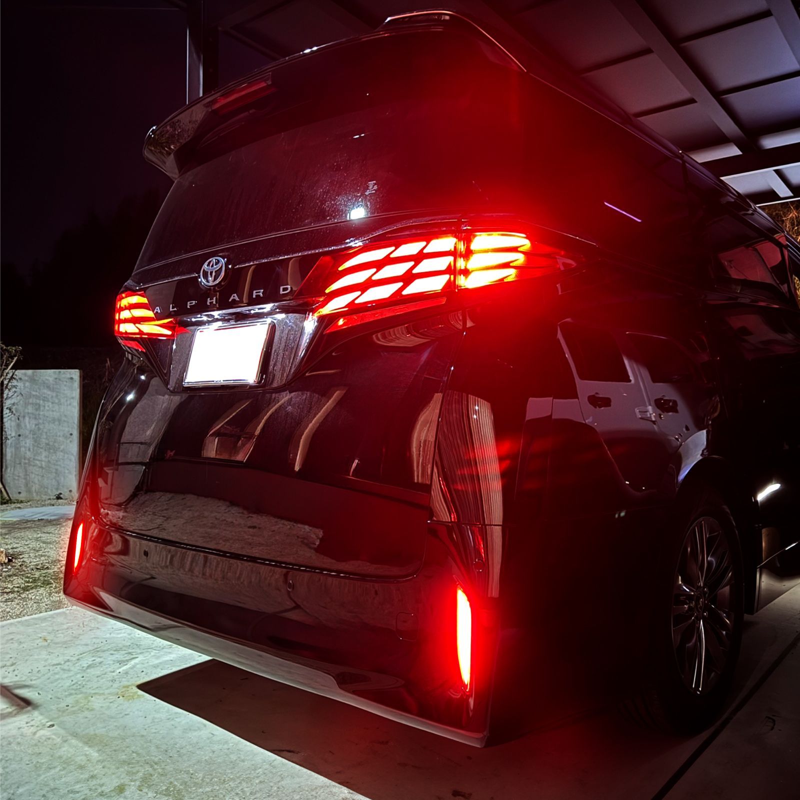 アルファード 40系 LEDリフレクター ランプ 外装 パーツ ブレーキランプ テールランプ 反射板 リア テール アルファード40 トヨタ カスタム  - メルカリ