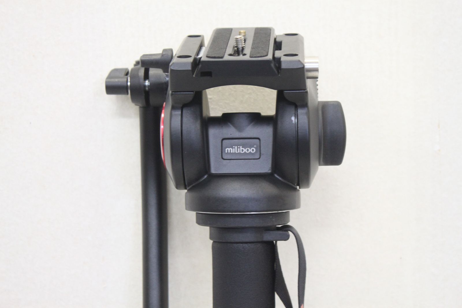 一脚 M5401