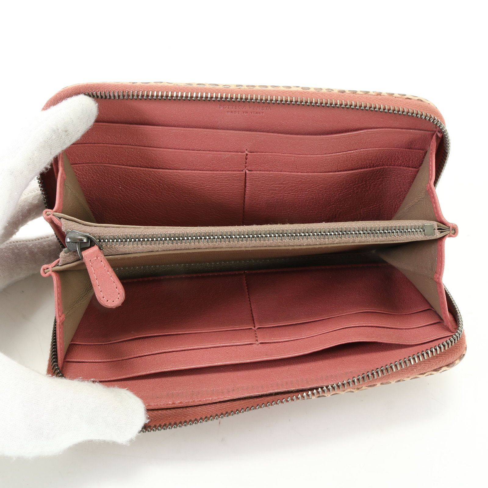 美品】ボッテガ ヴェネタ ブラック レザー 編み込み名刺入れ イントレ