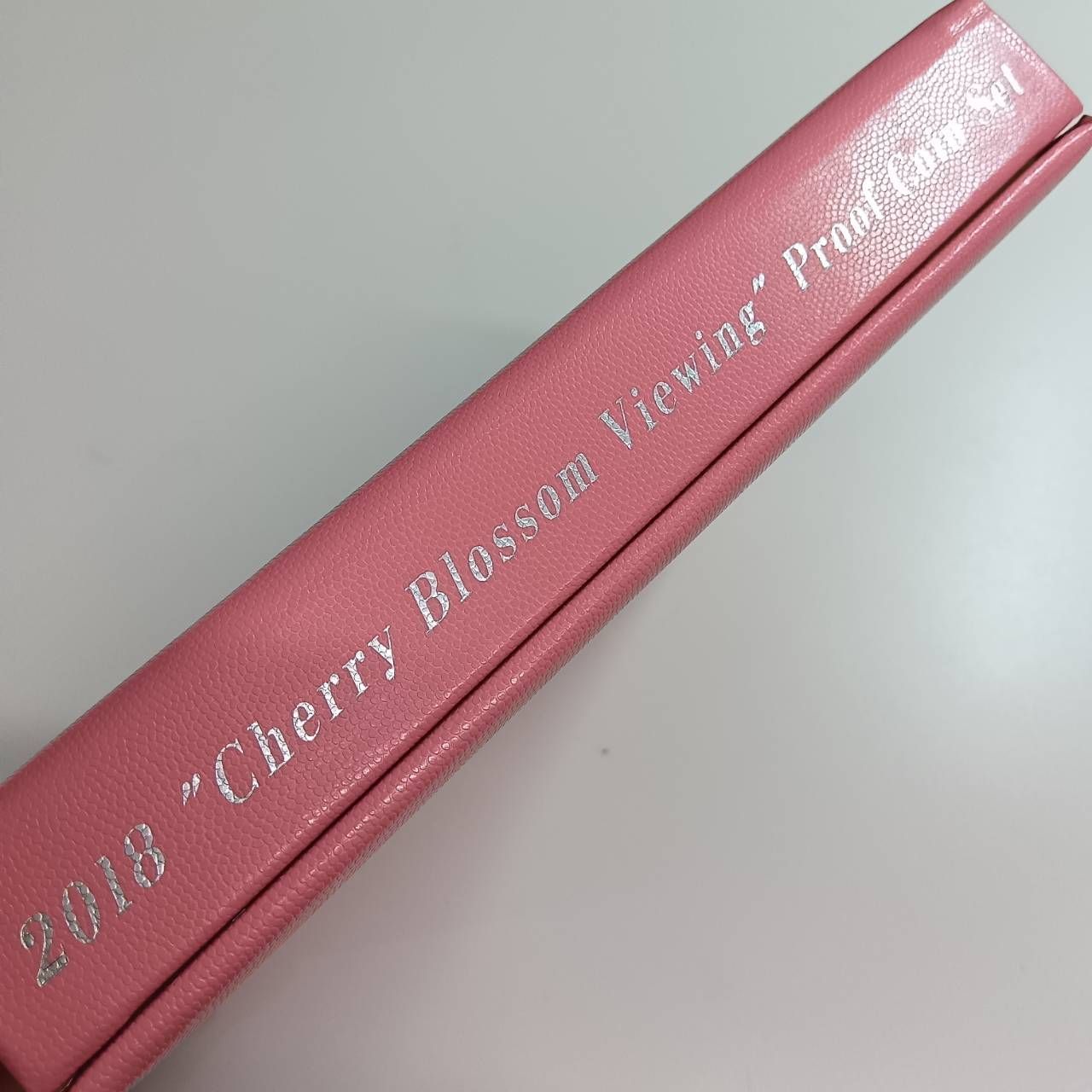 桜の通り抜けプルーフ貨幣セット２０１８年平成３０年 大提灯 桜の通り抜け2018プルーフ貨幣セット 平成30年 大提灯 - メルカリ
