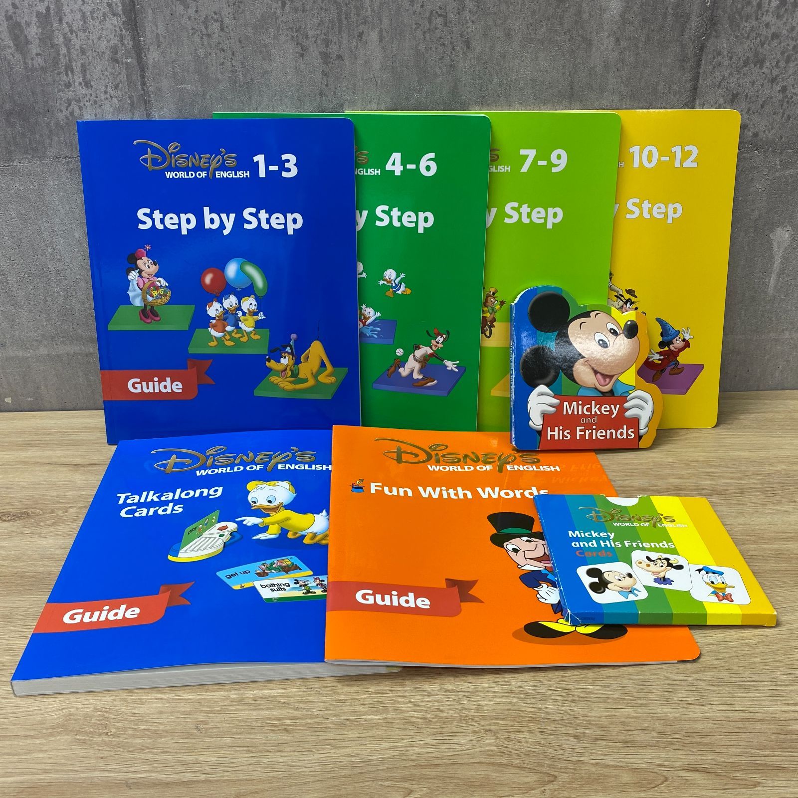 D-07003 DWE ワールドファミリー ディズニー英語システム ①