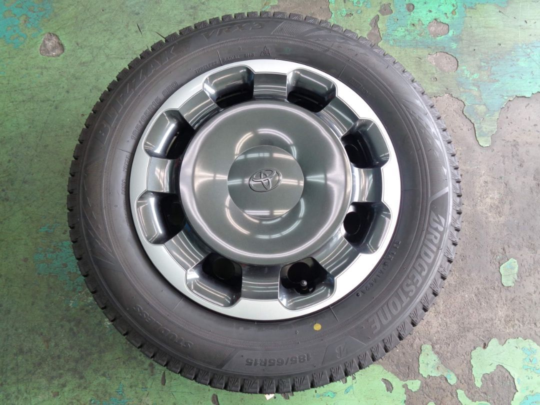 5.5J-15インチ 5H100 +40 トヨタ MX系 10系 シエンタ 純正 中古 スチール 185/65R15 VRX3 21年製 新品 スタッドレス 4本