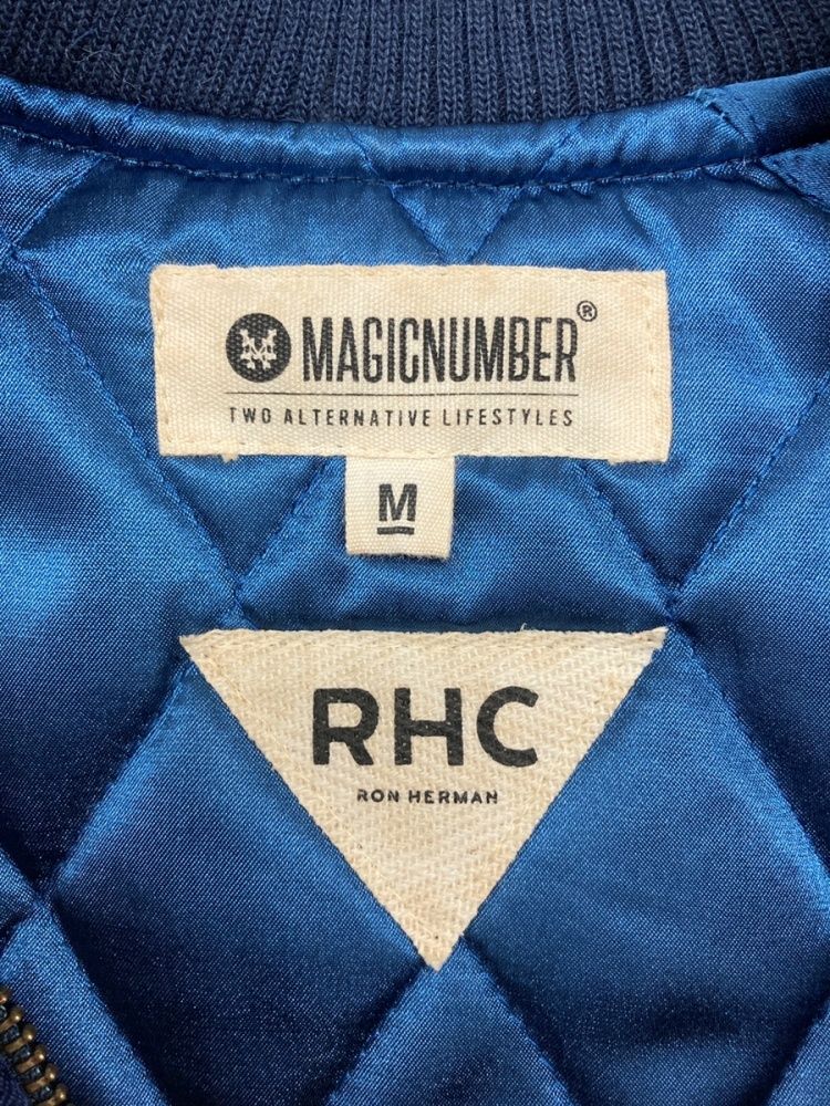 ロンハーマン Ron Herman × MAGIC NUMBER マジック ナンバー コラボ スカジャン RHC MALIBU ヤシの木 紺  ジャケット 刺繍 ネイビー Mサイズ 104MT-491 - メルカリ