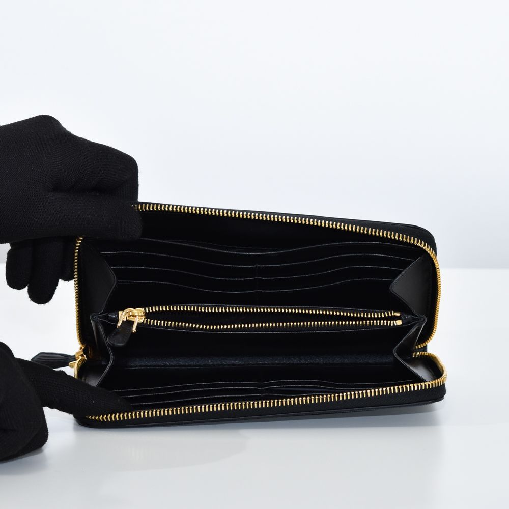 プラダ 財布 レディース 三角ロゴ 長財布 ヴィッテロムーブ VITELLO