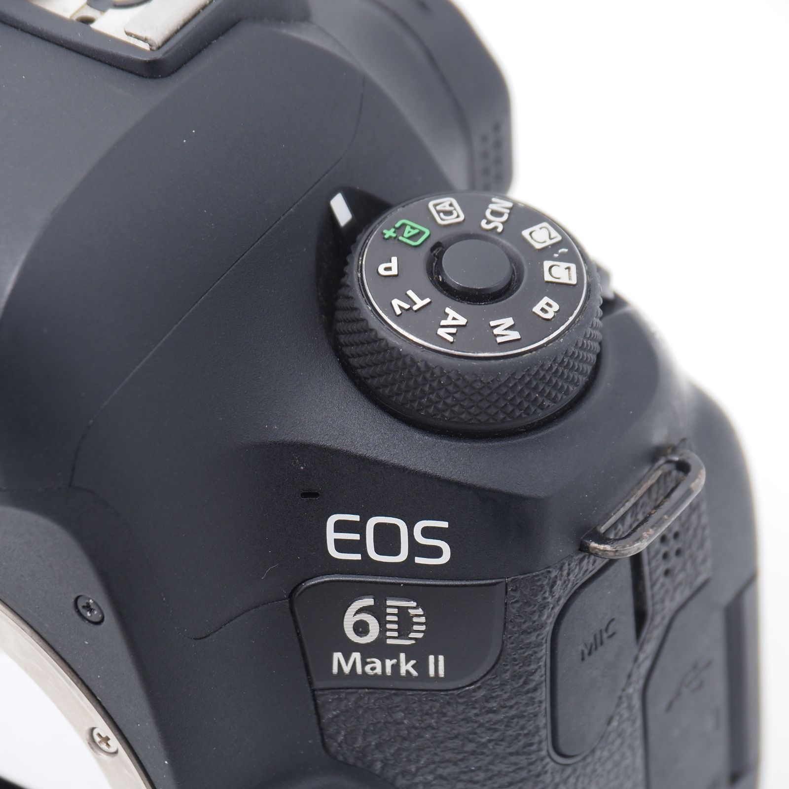 101992☆極上品☆Canon デジタル一眼レフカメラ EOS 6D Mark II 