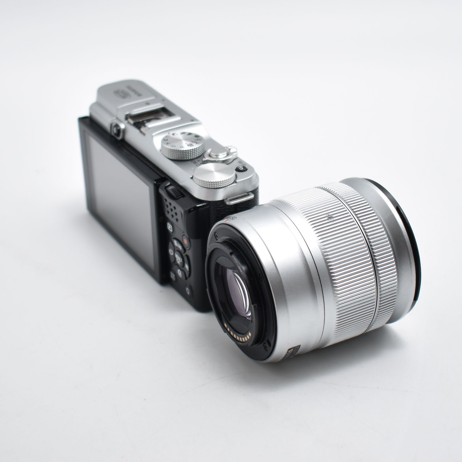  B 9641 デジタルカメラミラーレス一眼 X A 2レンズキット シルバー ミラーレス一眼 デジタルカメラ