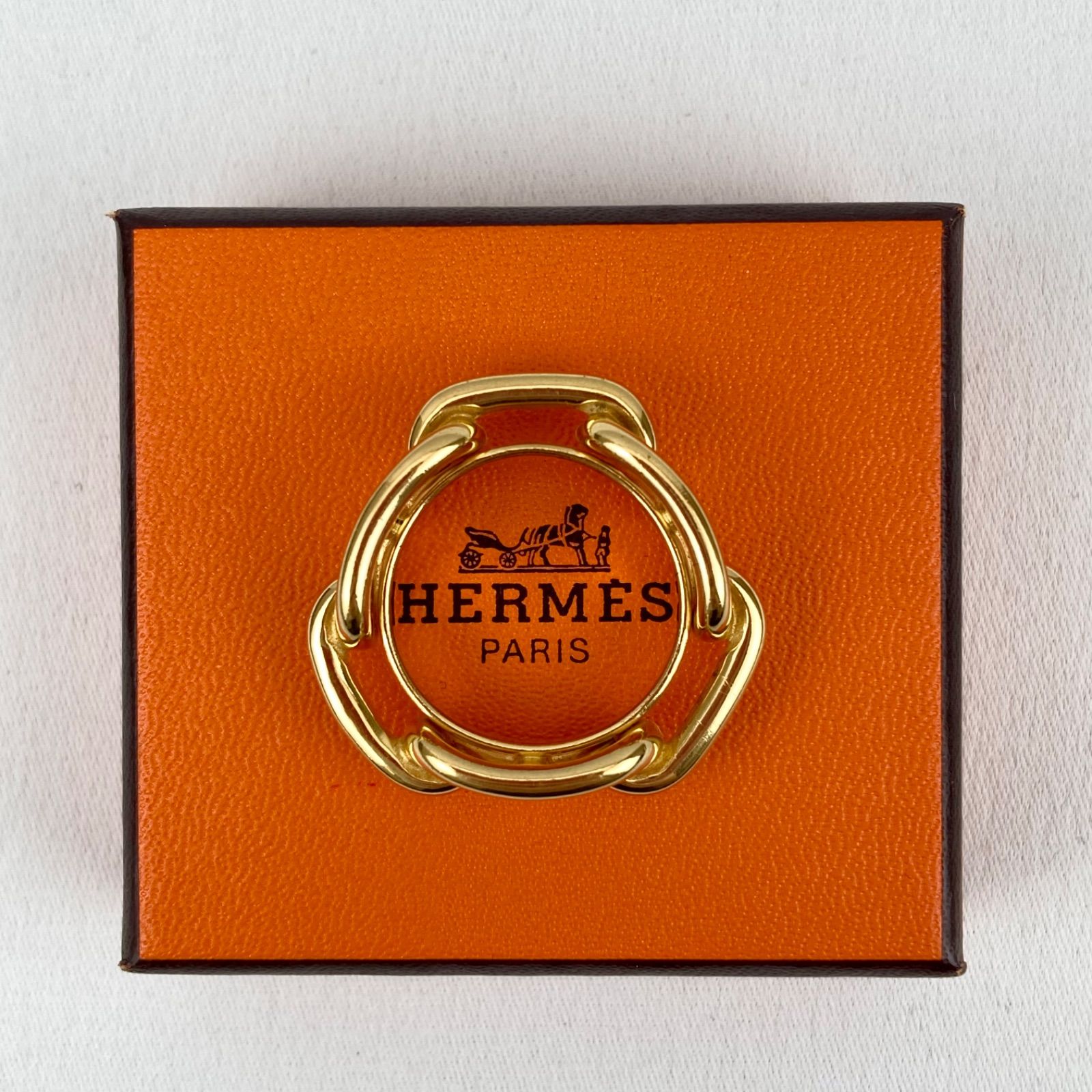美品】箱付き HERMES エルメス スカーフリング シェーヌダンクル 美品】箱付き HERMES エルメス スカーフリング シェーヌダンクル