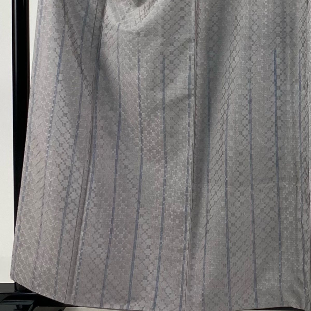 付下げ 身丈159cm 裄丈63.5cm S 袷 綾の手紬 花織 秋山真和 縞 灰紫  