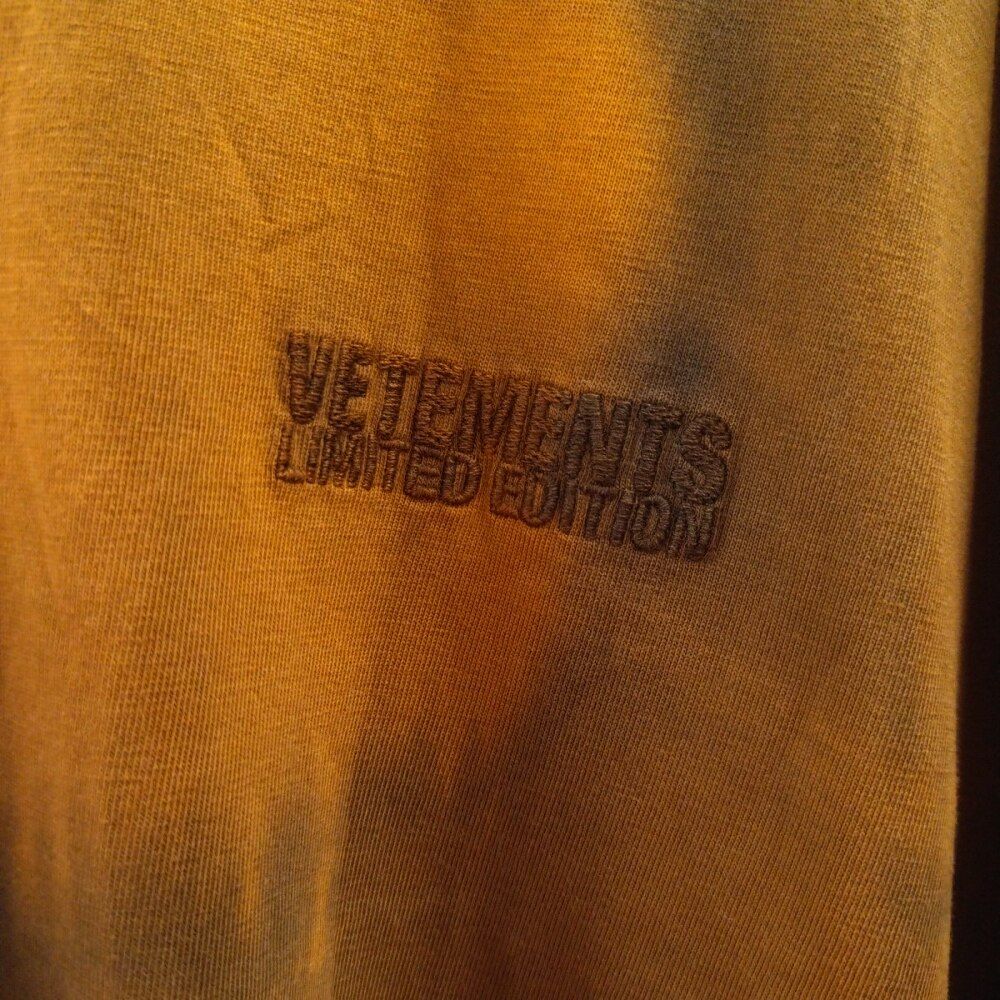VETEMENTS (ヴェトモン) 23SS OVERBLEACHED T-SHIRT オーバーサイズ ブリーチ 半袖Tシャツ ブラウン  UE63TR160B