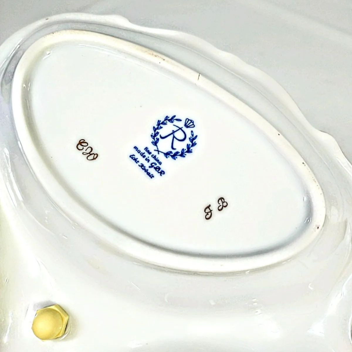 ♥【希少】ヴィンテージ GDR製 金彩コンポート皿（3分割）Royal China