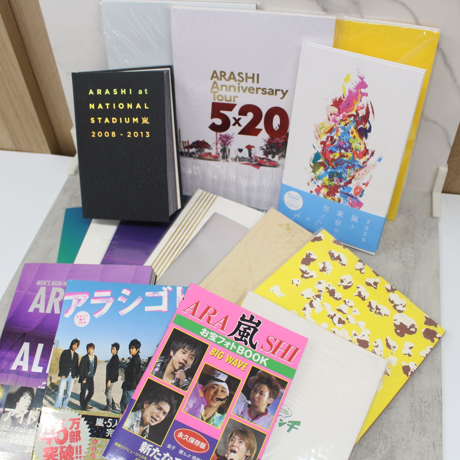 嵐 - 嵐 写真 500枚ほど 出品期間3/16まで 嵐 初期写真5枚セット① 《お纏めお値引き》 - メルカリ