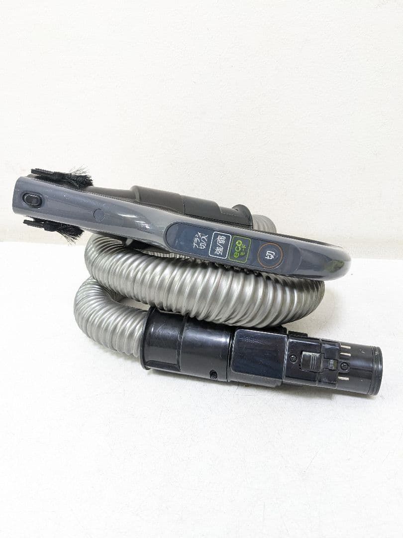 TOSHIBA VC-CF31-R サイクロン式掃除機 2022年製 ヘッド無し TOSHIBA VC-CF31-R サイクロン式掃除機 2022年製 ヘッド無し - メルカリ