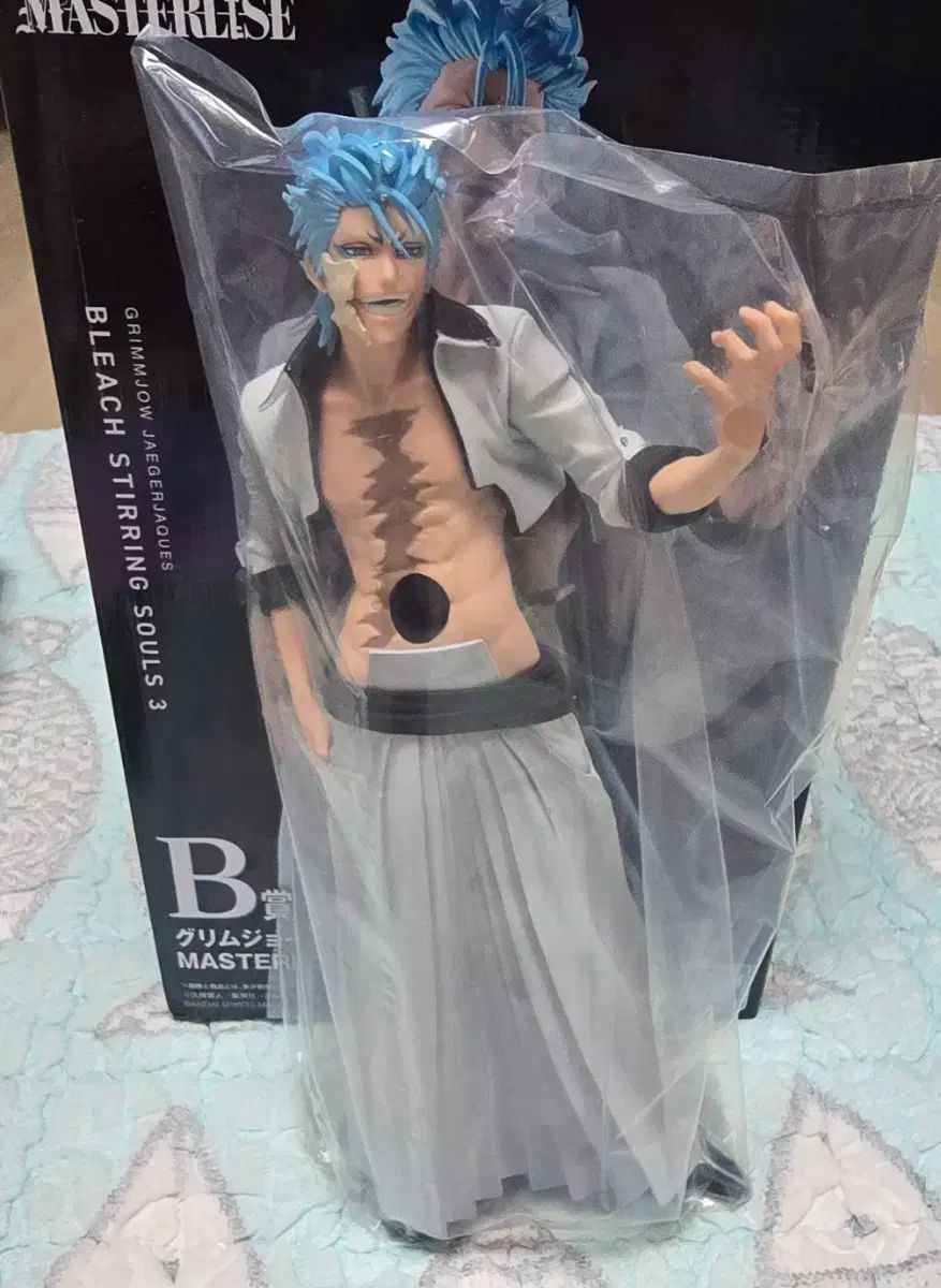 簡単開封 BLEACH ブリーチ 一番くじ B 賞 写真です フィギュア