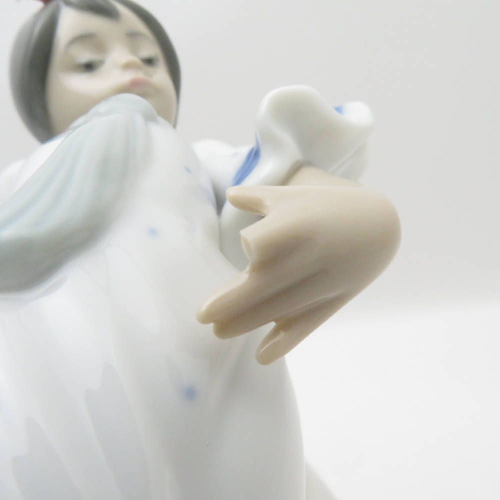 プルメリアリヤドロ【美品・箱入り】フィギュリン《リトルダンサー・ファニータ リヤドロ【美品・箱栞付き】フィギュリン《リトルダンサー
