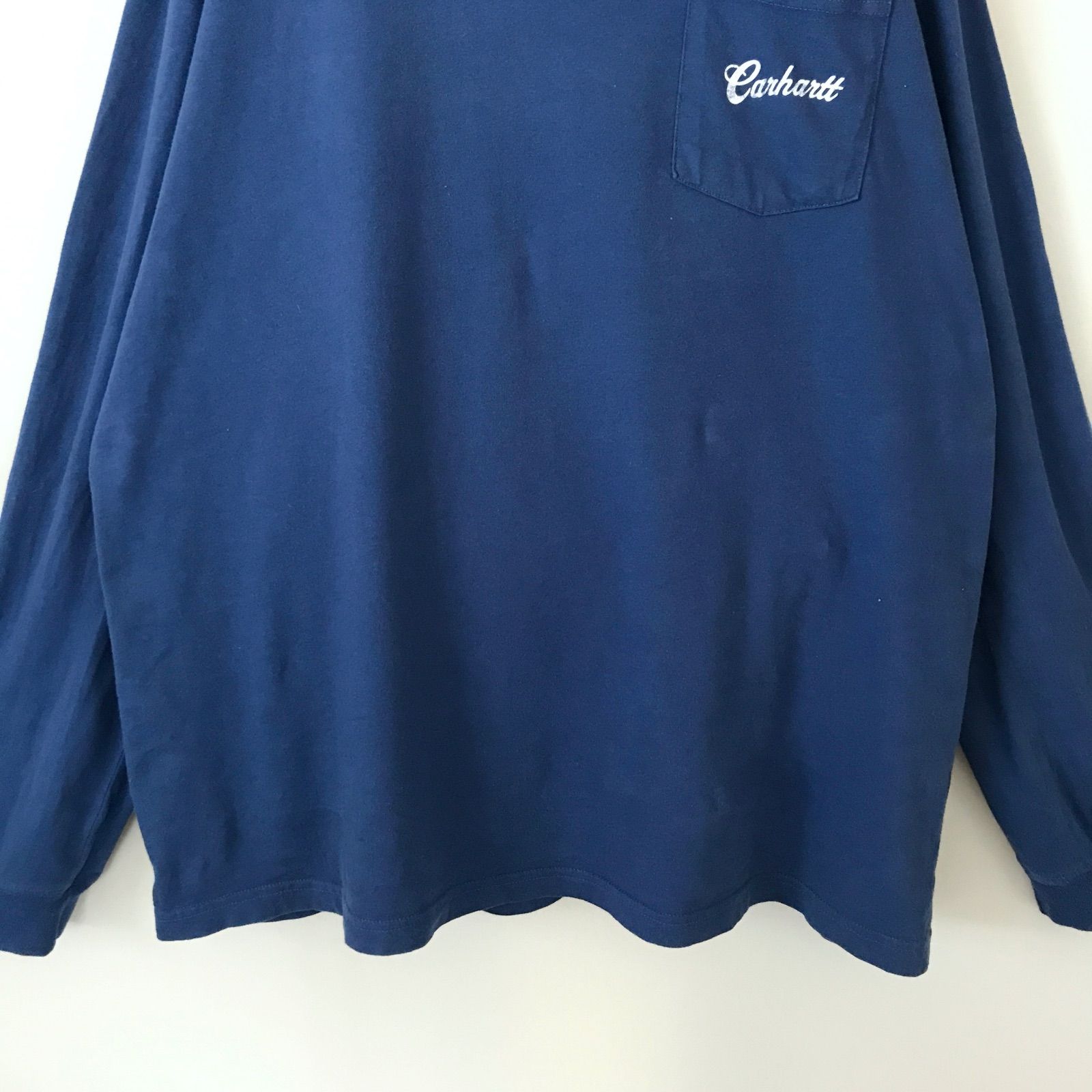 カーハート carhartt★バスフィッシング★ポケット付ロンT/長袖Tシャツ★筆記体ロゴ★ビッグサイズUSAメンズ2XL 2404A009