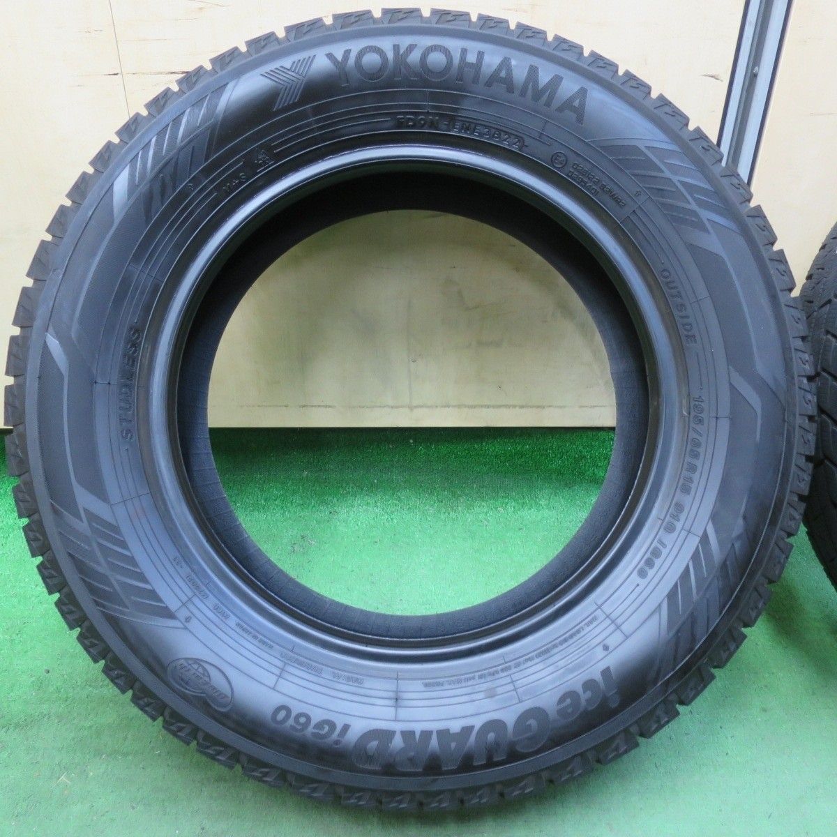 送料込バリ溝ヨコハマ アイスガード IG60 195/65R15 4本 バリ溝！22年！キレイ！9分☆プリウス 等 195⁄65R15 スタッドレス