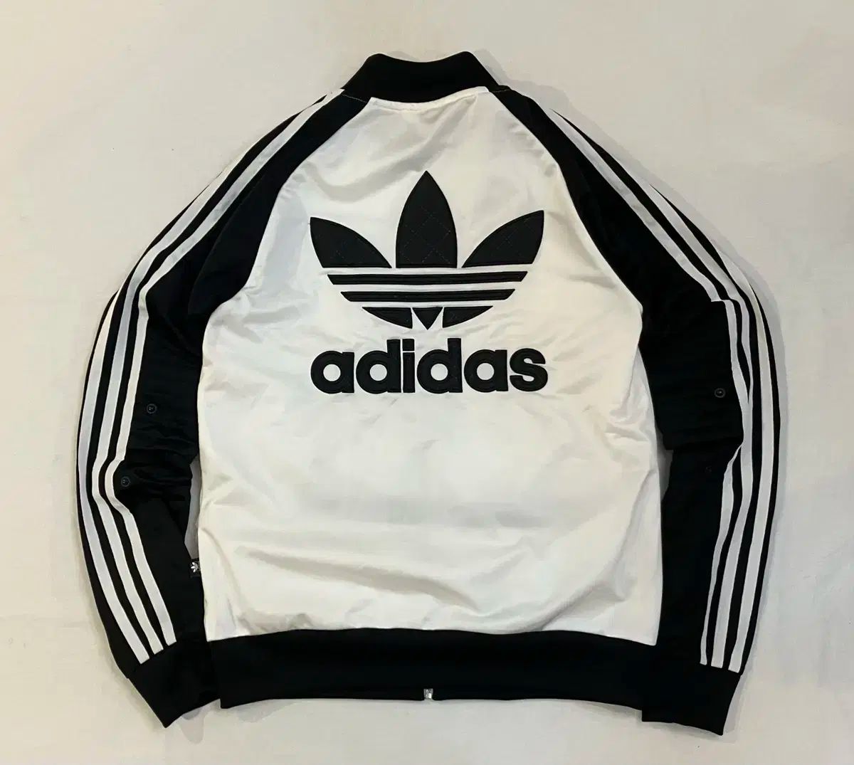 adidas アディダス リタ オラ キラークジラ味 ビックロゴ スーパーガール ジャージ