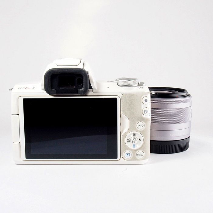 ジャンク】 キヤノン EOS Kiss M ボディ ホワイト