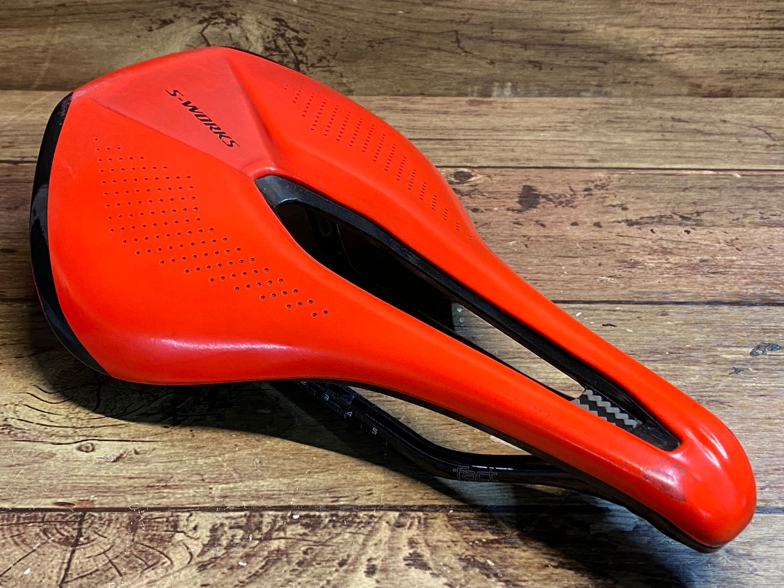 ボントレガー Bontrager Aeolus Elite 145mm サドル BONTRAGER