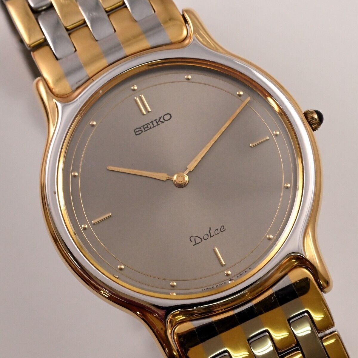 ヴィンテージ Seiko Dolce 9530-6000 Gold Dial Men's Quartz Dress