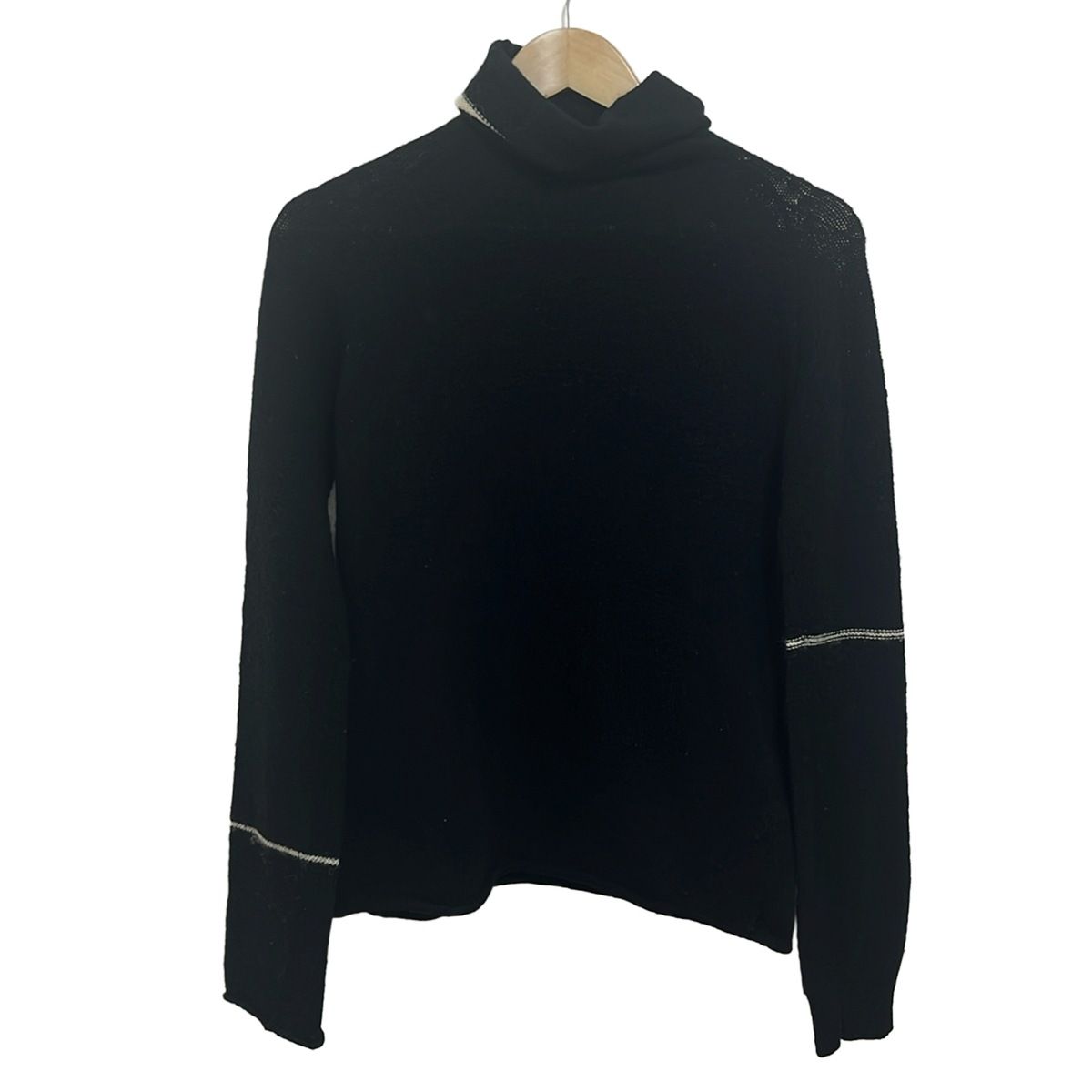 ◆ ワイズ ハイネック ニット アシメントリー ホワイト ブラック 白 黒 M 楽天市場】【20%OFF】ヴァンソンエミレイユ ハイネック サイド