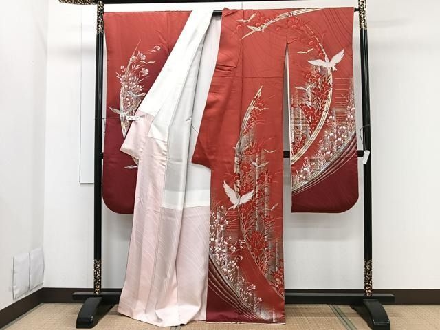 平和屋着物●豪華振袖　飛鳥流水花蝶文　金彩　正絹　逸品　CAAU9954vf 平和屋着物○豪華振袖 飛鳥流水花蝶文 金彩 正絹 逸品 CAAU9954vf