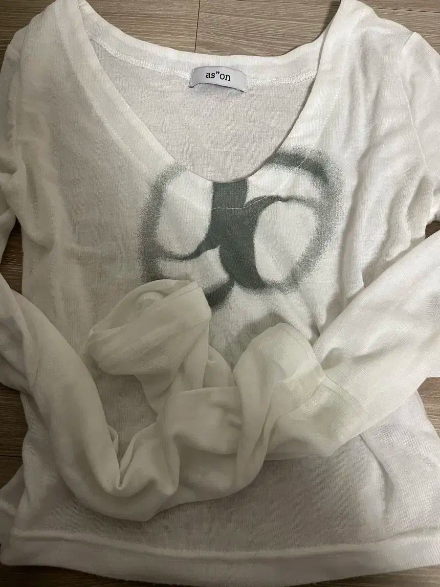 ラスト1点♪【新品未使用】ason アズオン シースルー Tシャツ 長袖 韓国 ラスト1点♪【新品未使用】ason アズオン シースルー Tシャツ
