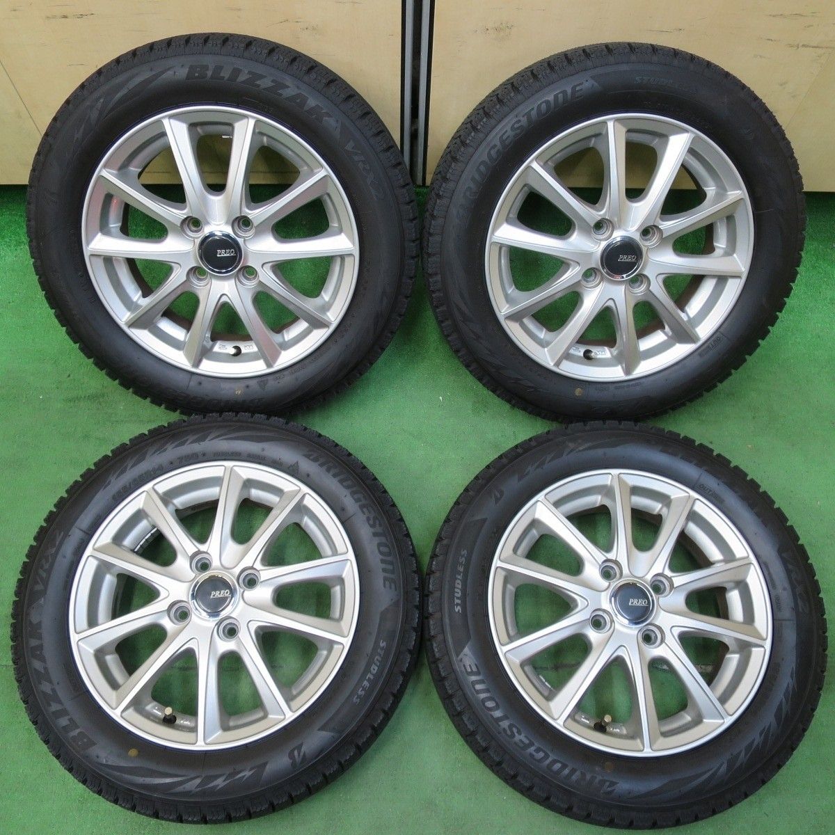 バリ溝！】155/65R14 スタッドレスタイヤ ホイールセット