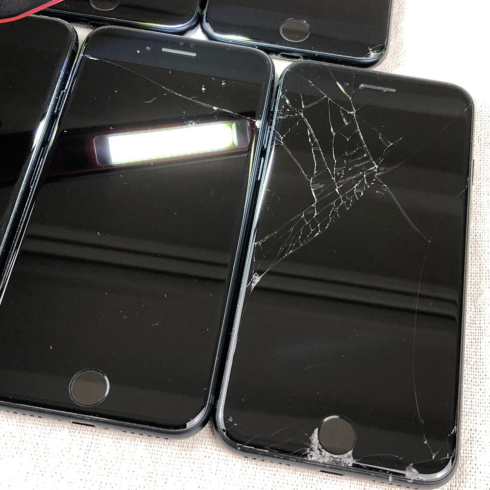 iPhoneSE ジャンク品⚠️ iPhone SE2のジャンク品が7,700円から！秋葉原で期間限定セール