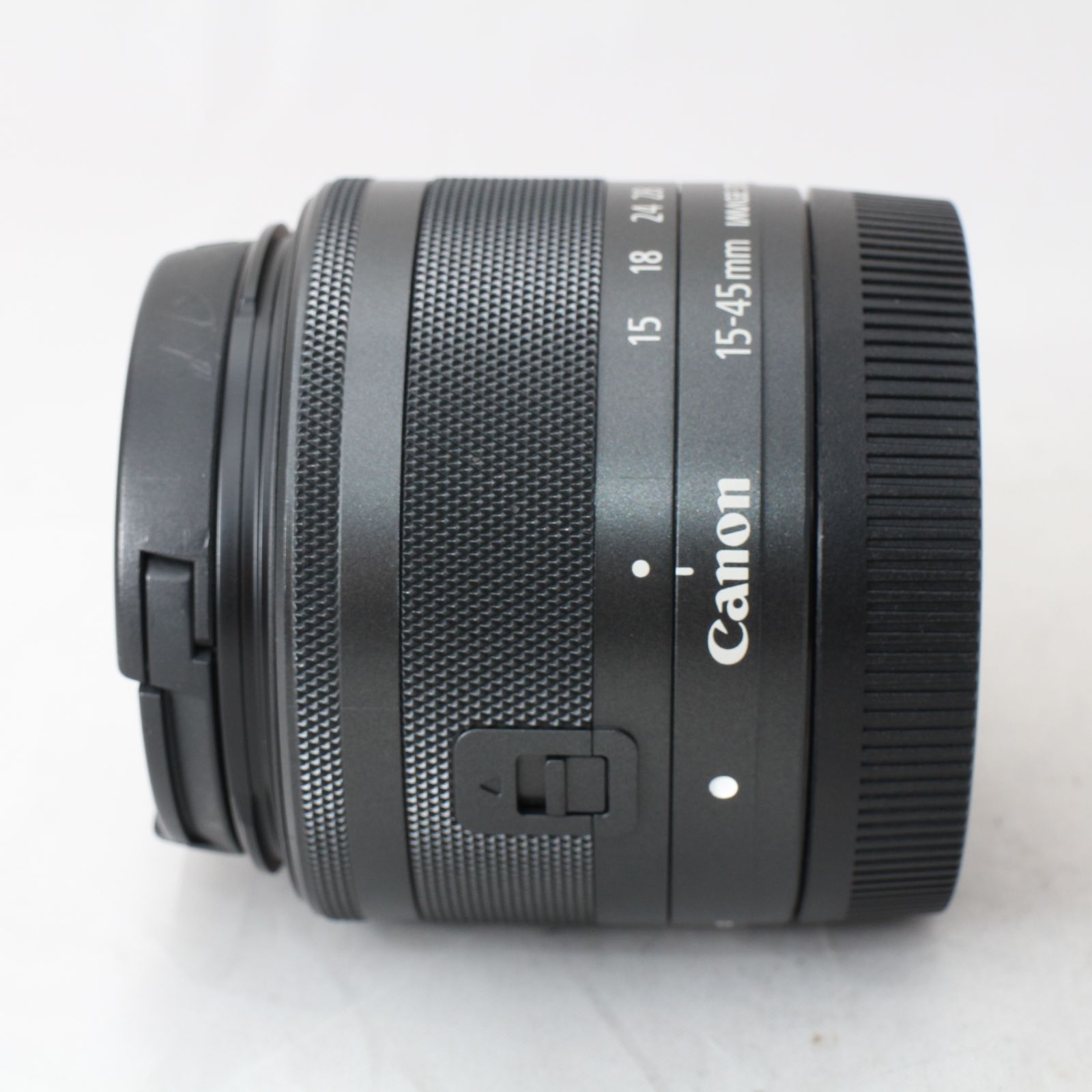 Canon 標準ズームレンズ EF-M15-45mm F3.5-6.3IS STM(グラファイト) ミラーレス一眼対応 EF-M15-45I | Canon 標準ズームレンズ EF-M15-45mm F3.5-6.3IS STM