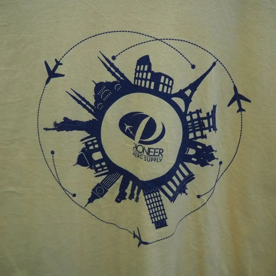 (アメリカ古着)ギルダン GILDAN Tシャツ フロントプリントロゴ イエロー M