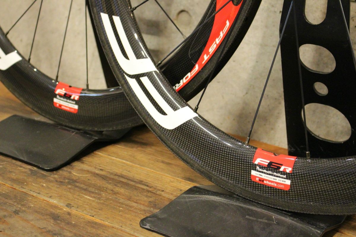 FFWD F6R カーボンチューブラーホイール シマノ10s 美品 FFWD F6R カーボンチューブラーホイール シマノ10s 美品 - メルカリ