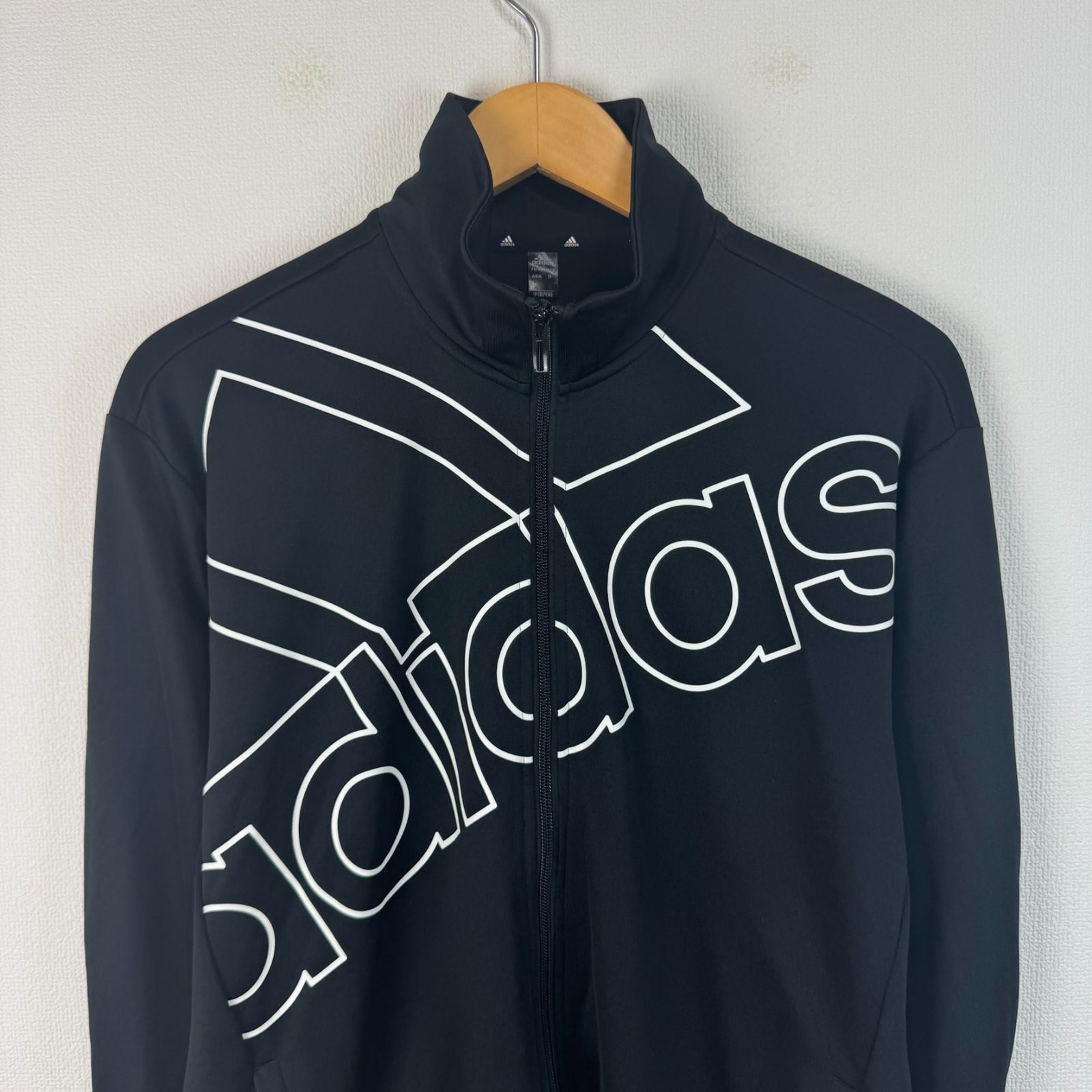 adidas アディダス オリジナルストラックジャケット ジェンダーニュー