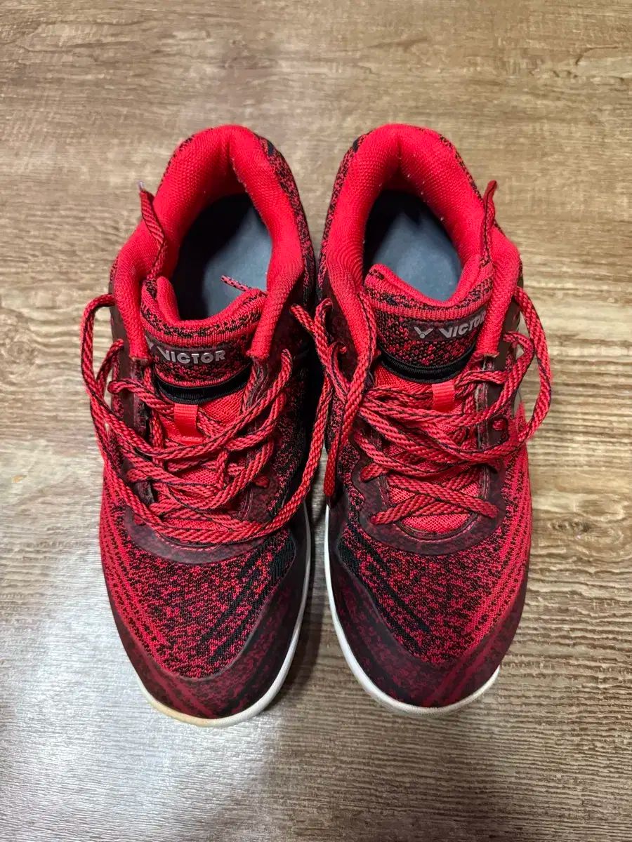 VICTOR ビクター バドミントンシューズ