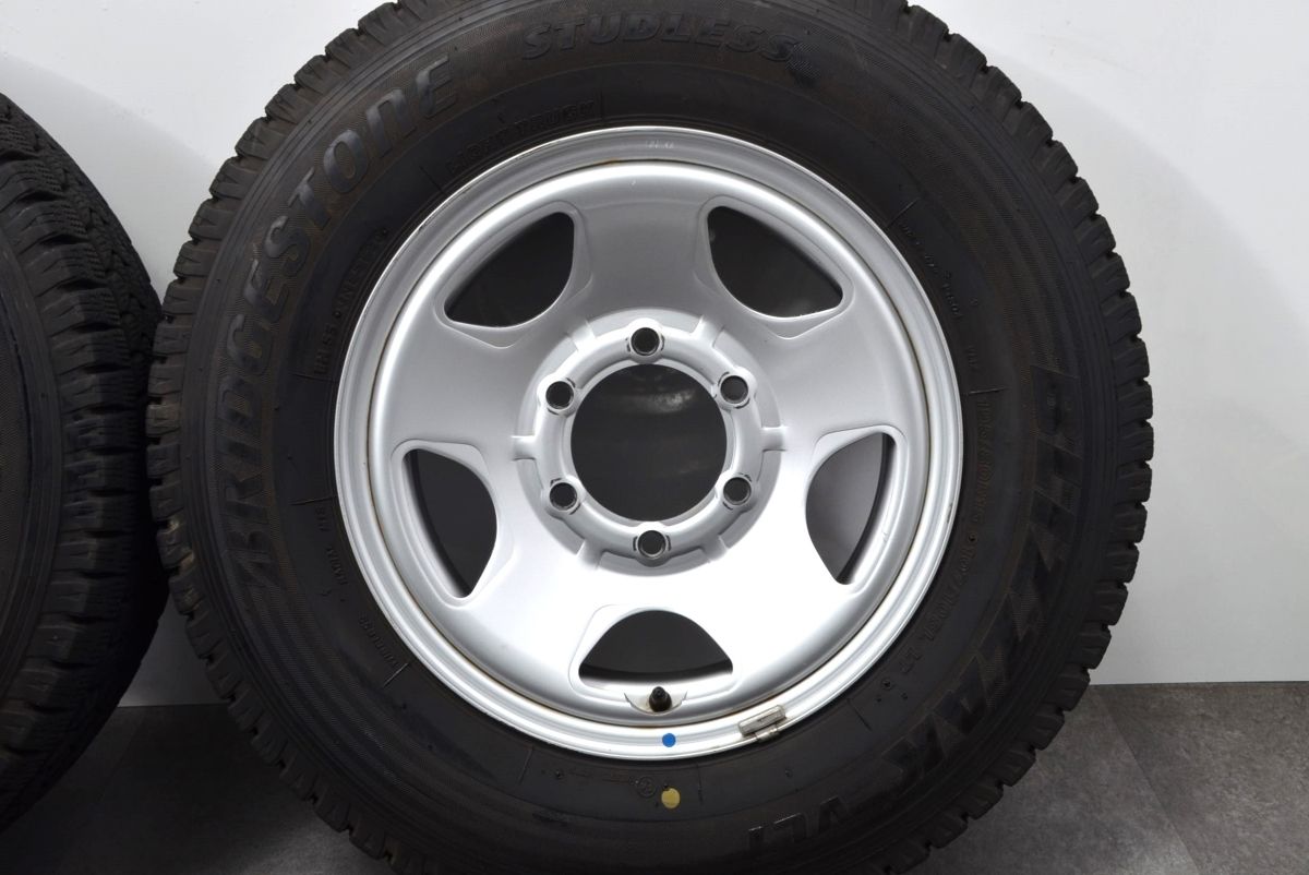ハイエース　バリ溝　195/80R15スタッドレス ハイエース スタッドレスタイヤ バリ溝